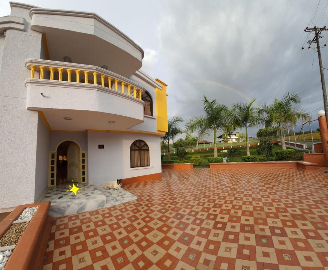 Hotel Casa Confort Санта-Роса-де-Кабаль Экстерьер фото