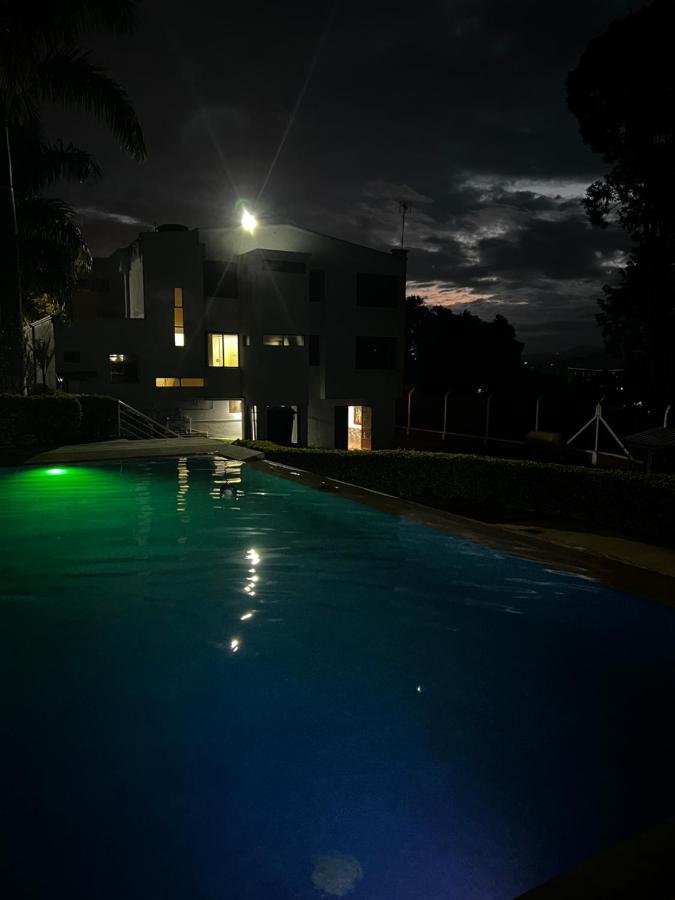 Hotel Casa Confort Санта-Роса-де-Кабаль Экстерьер фото